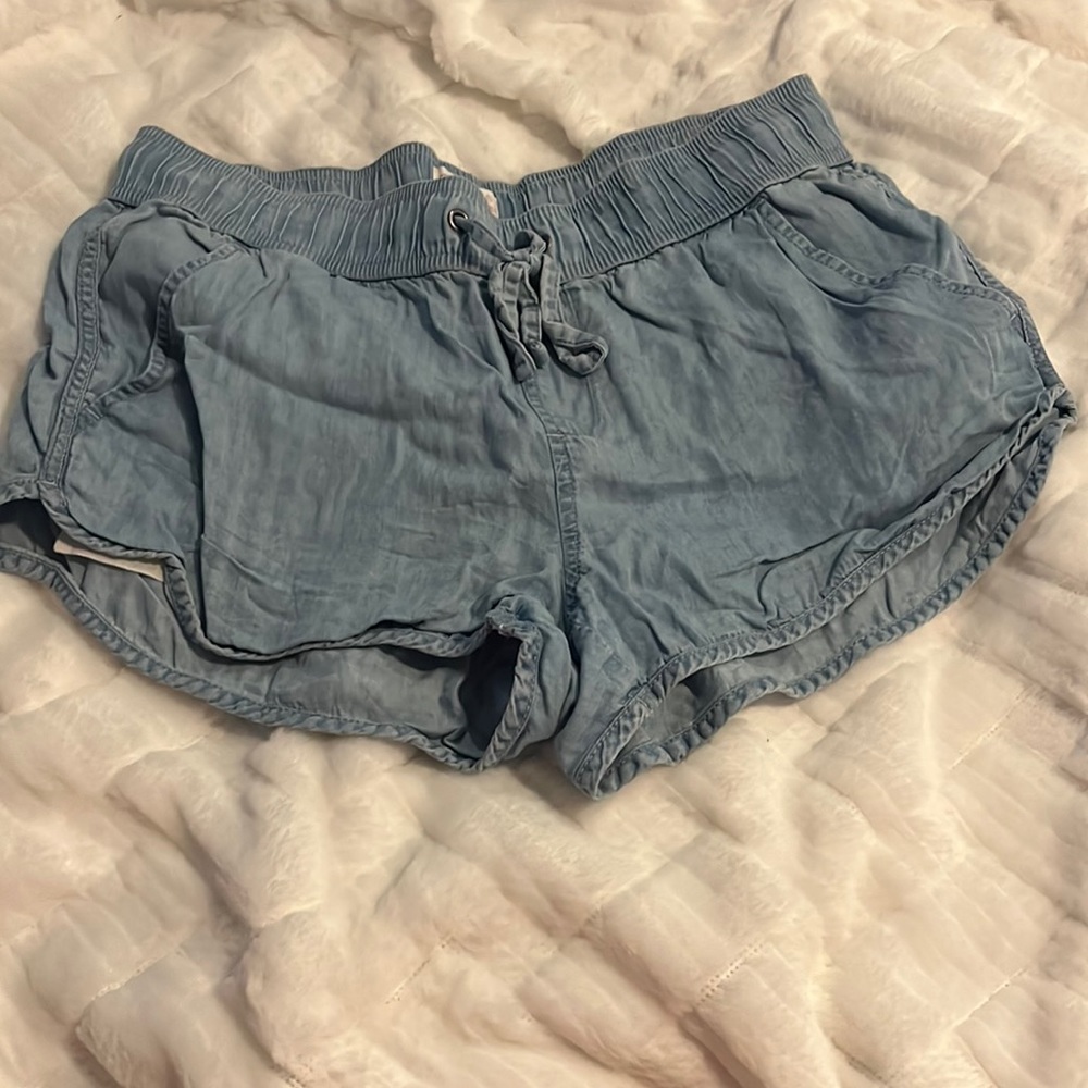 Barely worn